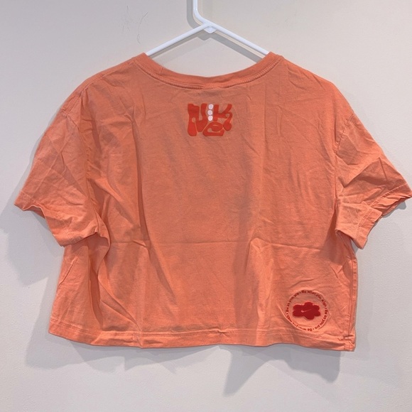 🔥✔️Nike crop Top🔥 - Picture 2 of 8